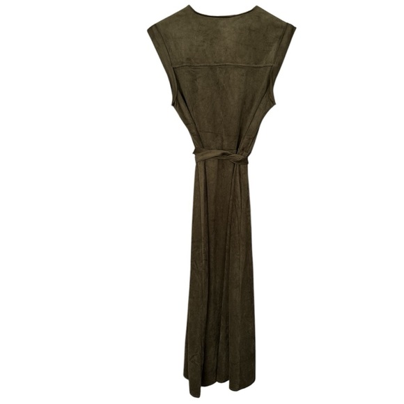 NWT, Banana Republic VEGAN SUEDE WRAP DRESS, Size 10 - Picture 3 of 9